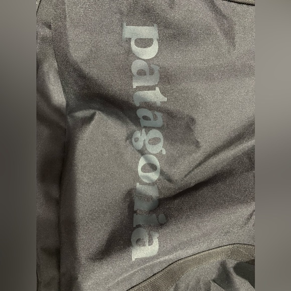 Patagonia nwot planing duffel 55l black - Picture 10 of 10